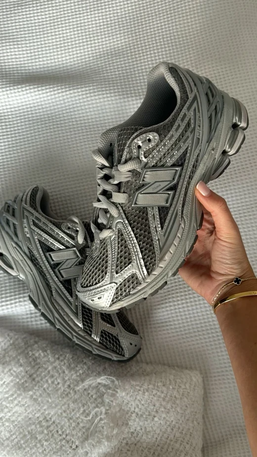 New Balance 1906R en New Balance 1906R